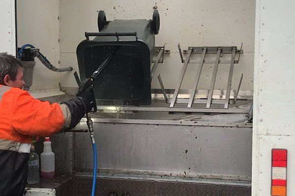 Pressure Bin Cleaning Braeside VIC