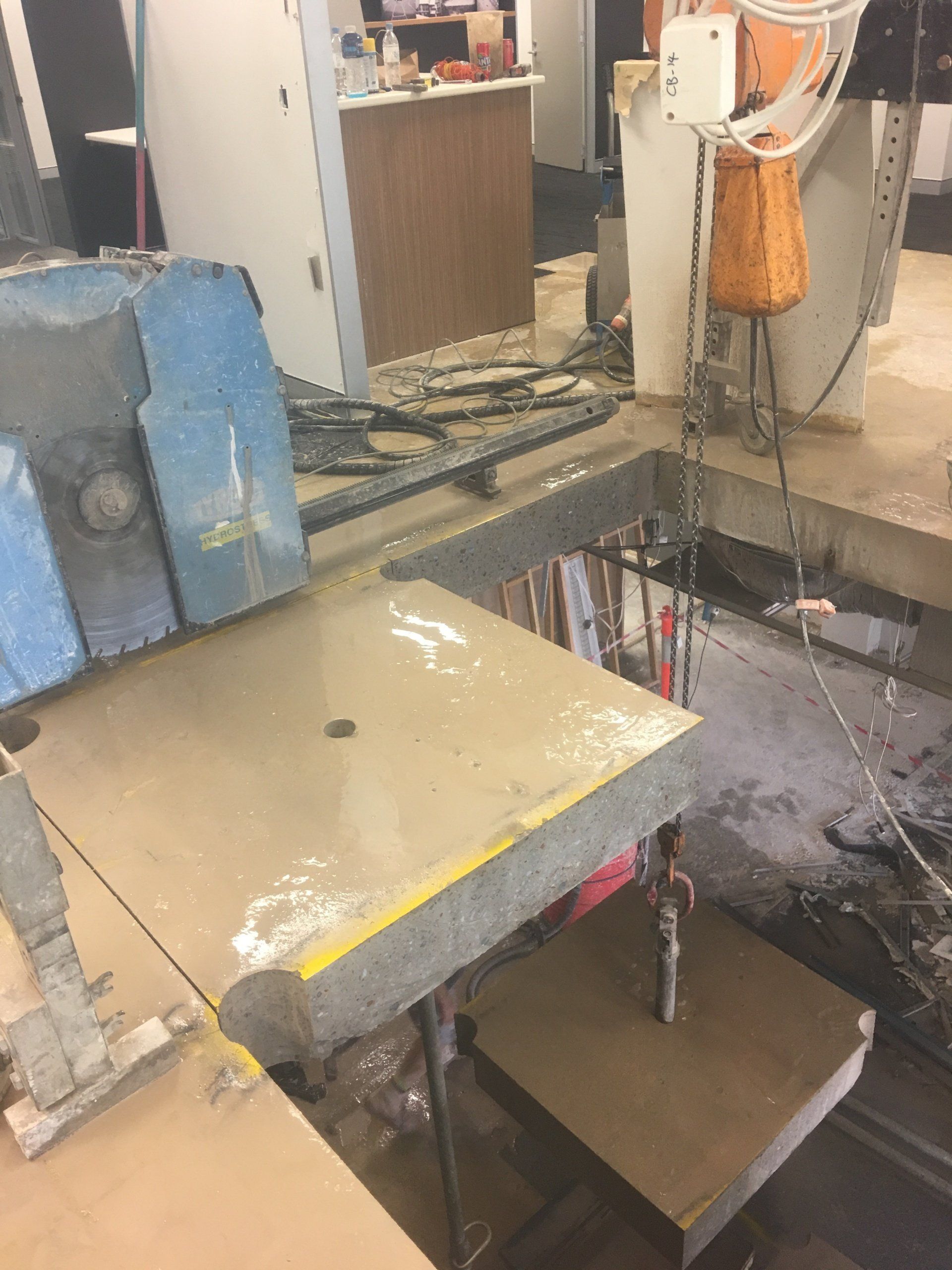 Hydraulic Bursting And Splitting Concrete Services In Darwin And Surrounding Areas — Super City Concrete Cutting In Darwin, NT