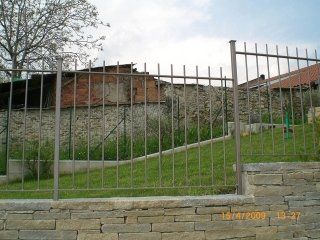 Recinzione di ferro di un giardino