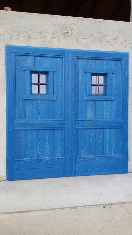 Porte a due ante blu