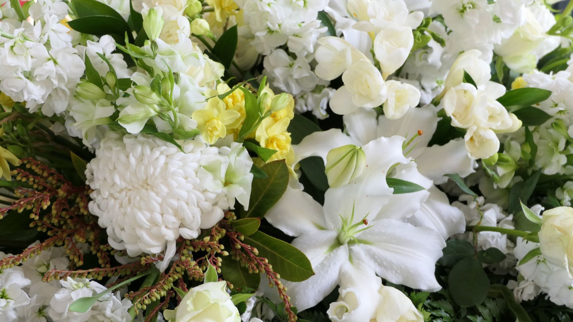 fiori per veglia funebre