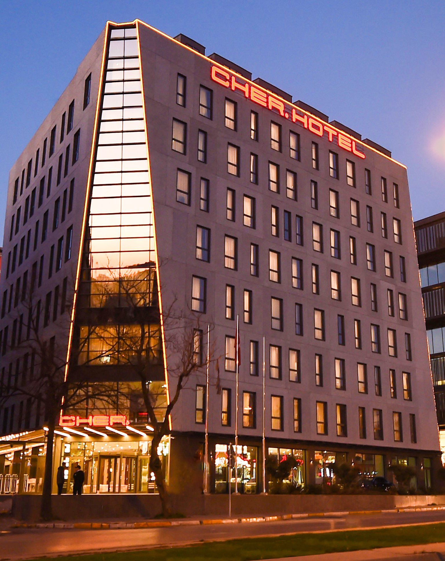 Cher Otel, Dış görünüş