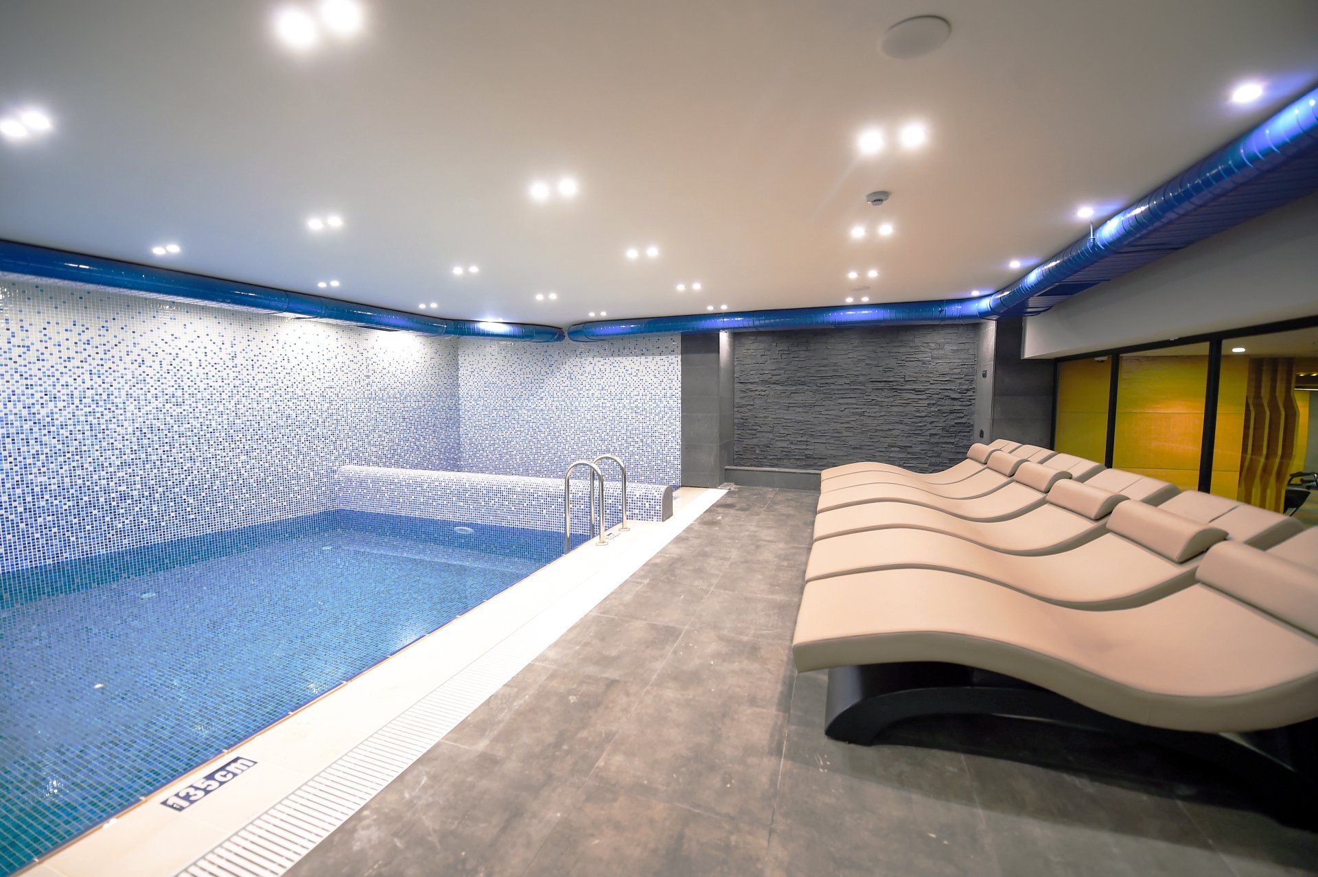 Cher Hotel Beyoğlu, Kapalı havuz