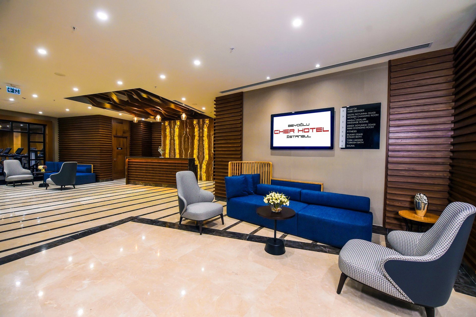 Cher Hotel Lobi