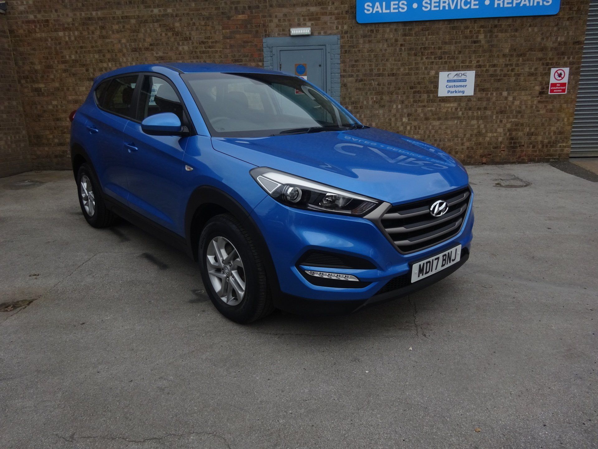 Browse the Hyundai Tucson 1.7 CRDi Blue Drive S 5dr 2WD for sale at Cars Grimsby. Well-maintained, great value, and available now from a trusted local dealer.