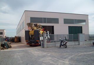 esterno ditta di trivellazioni