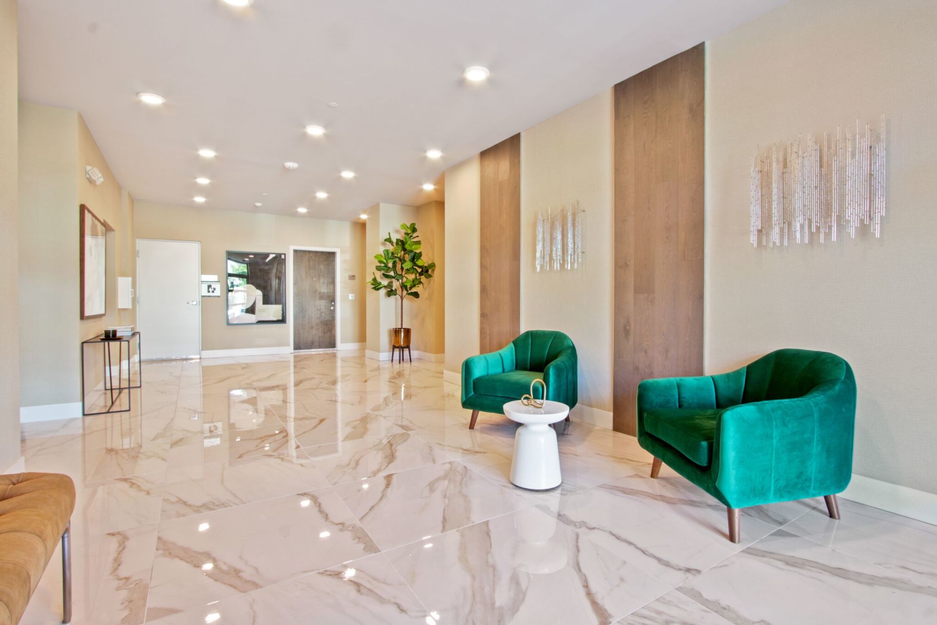1115 Cardiff lobby