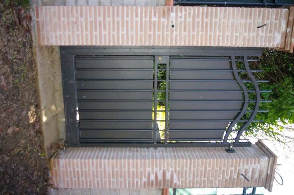 Portone in metallo