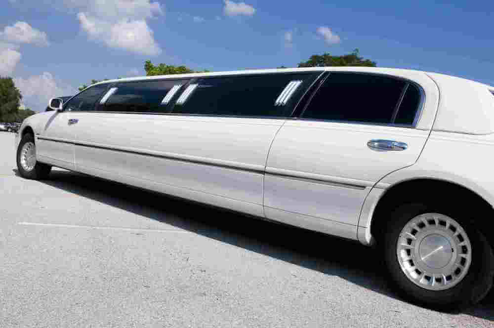 white stretch limo service los angeles ca