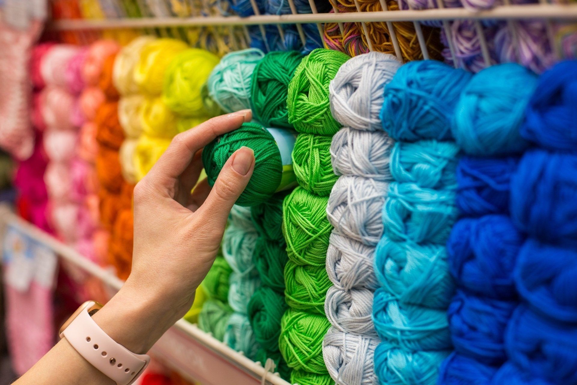 filati di vari colori