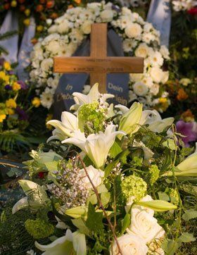 Florist - Swallownest, South Yorkshire - Flower Box At Swallownest - Funeral flowers Florist - Swallownest, South Yorkshire - Flower Box At Swallownest - Funeral flowers