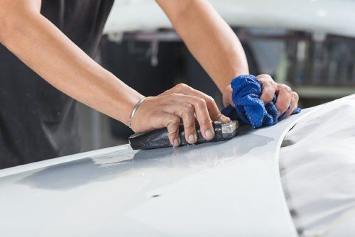 Sanding Auto Body