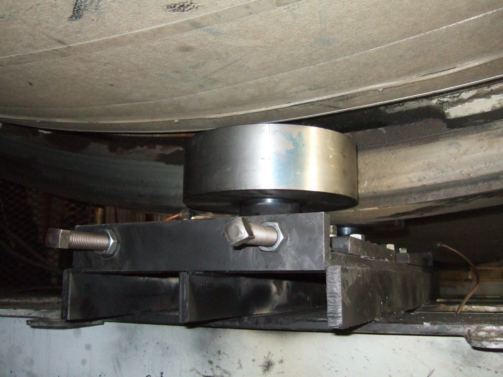 thrust roller pre
