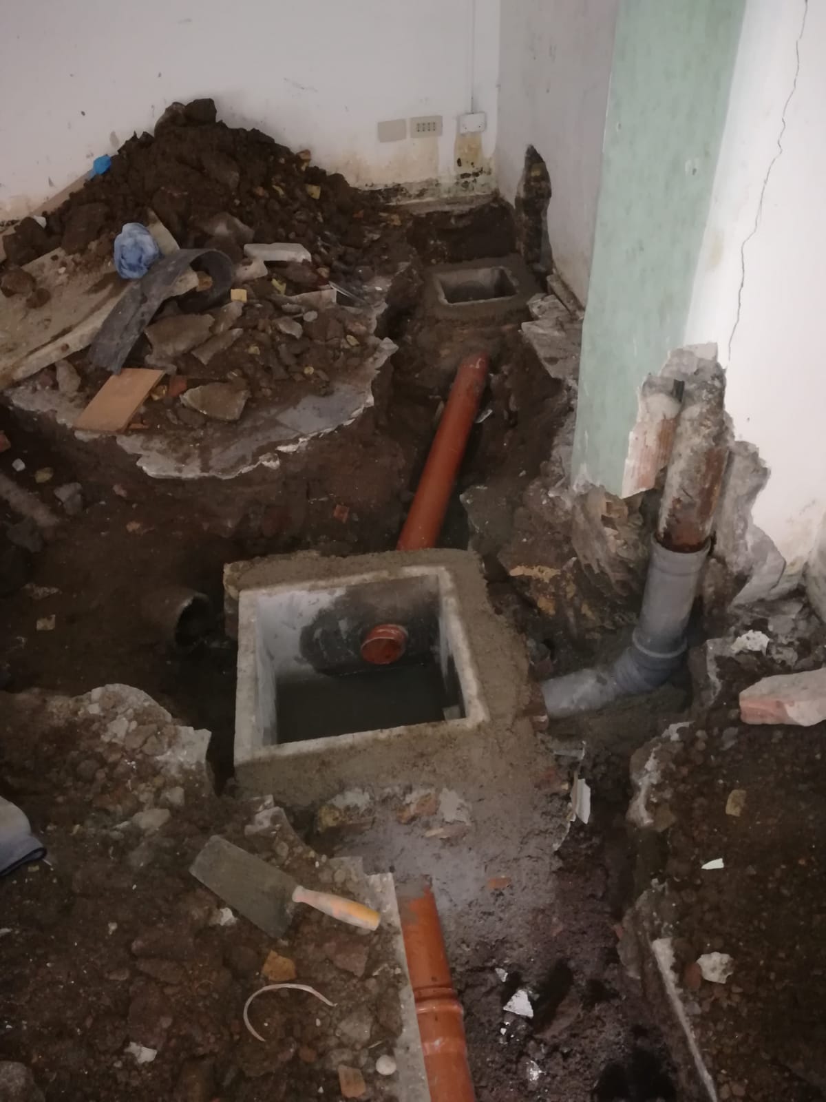 Ristrutturazione impianti fognari Roma