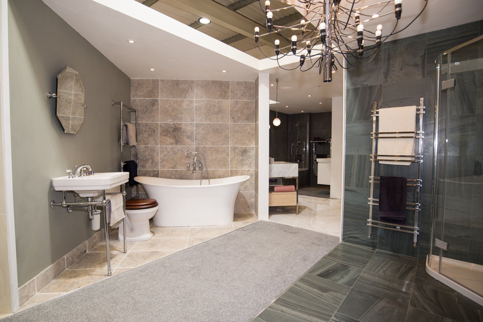Showroom 144