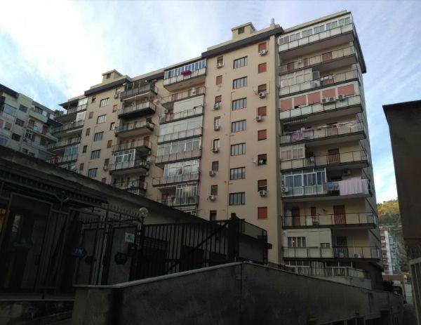 facciata di una palazzina ristrutturata