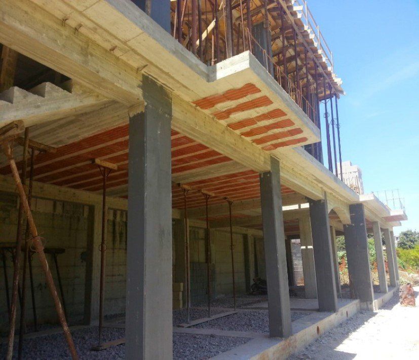 Edificio abitativo in fase di costruzione