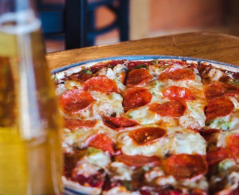 Close Up Pizza