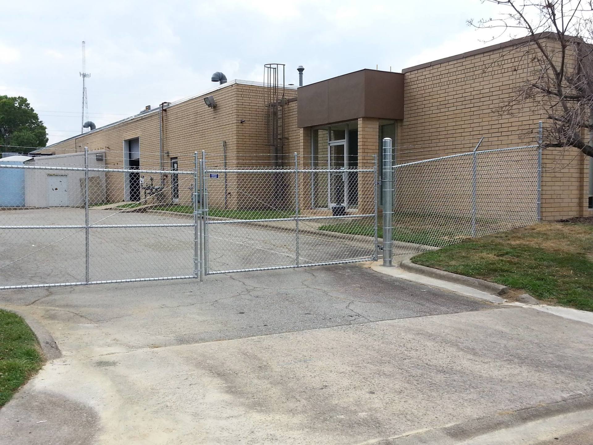 HOGAN'S FENCING