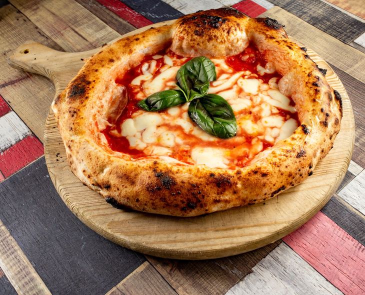 pizza napoletana margherita