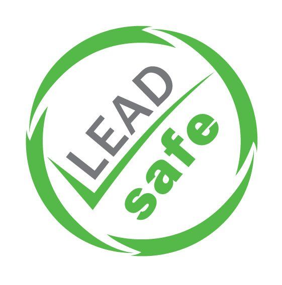 a green circle with the words lead safe written inside of it .