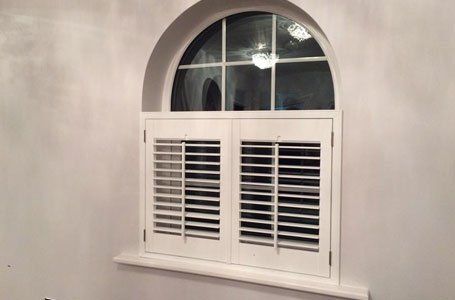 Café style shutters