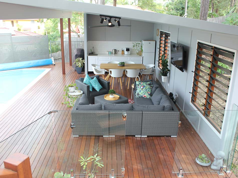 pool deck
