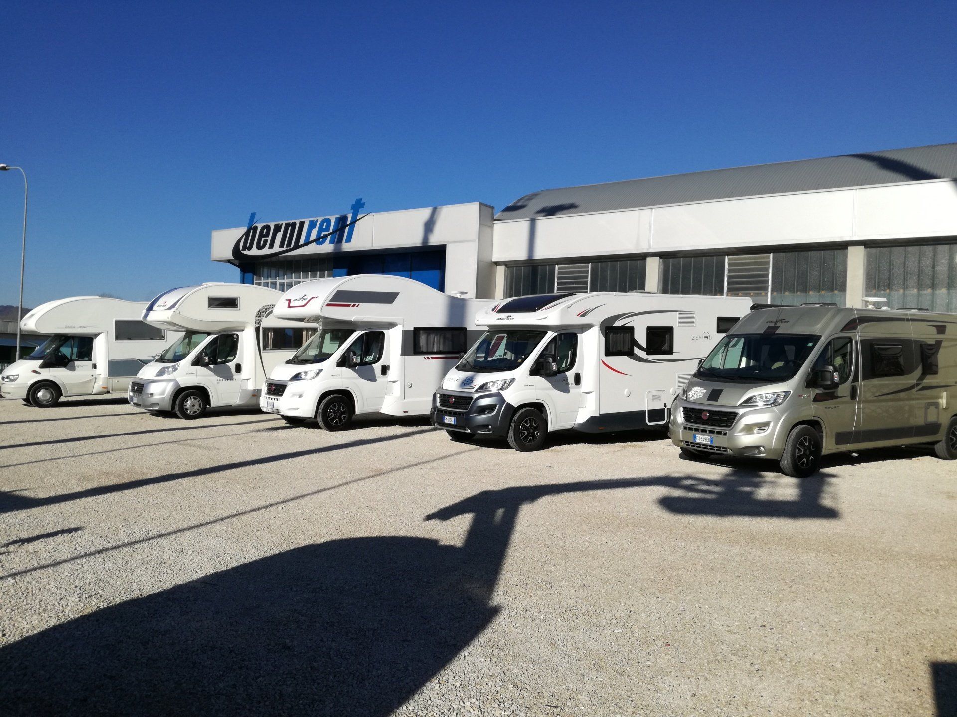 NOLEGGIO CAMPER