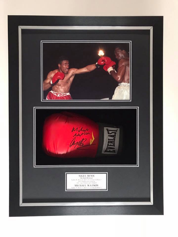 Gloves frame