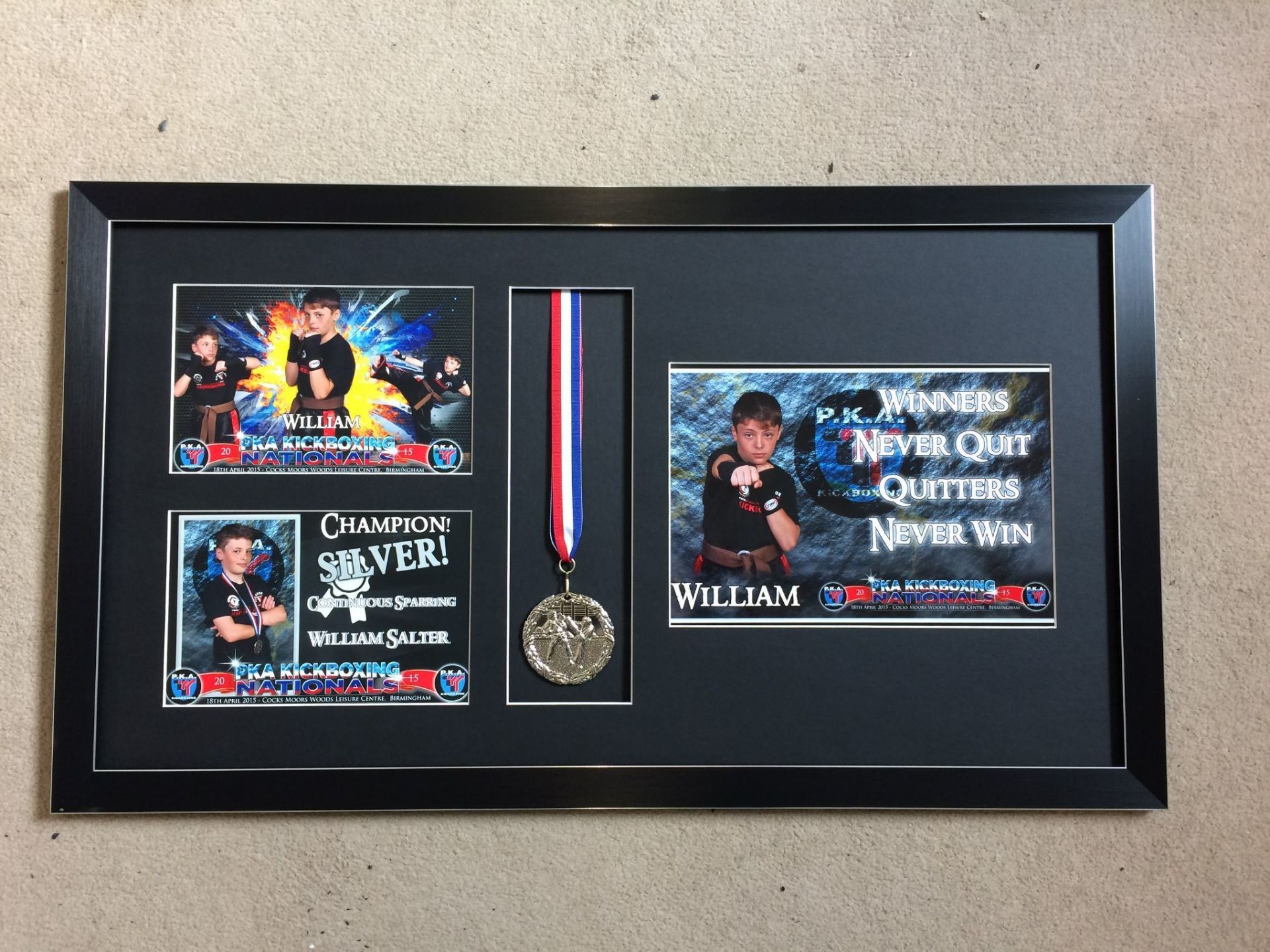 Medal frame