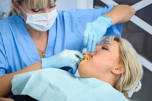 ricostruzione lesioni cariose