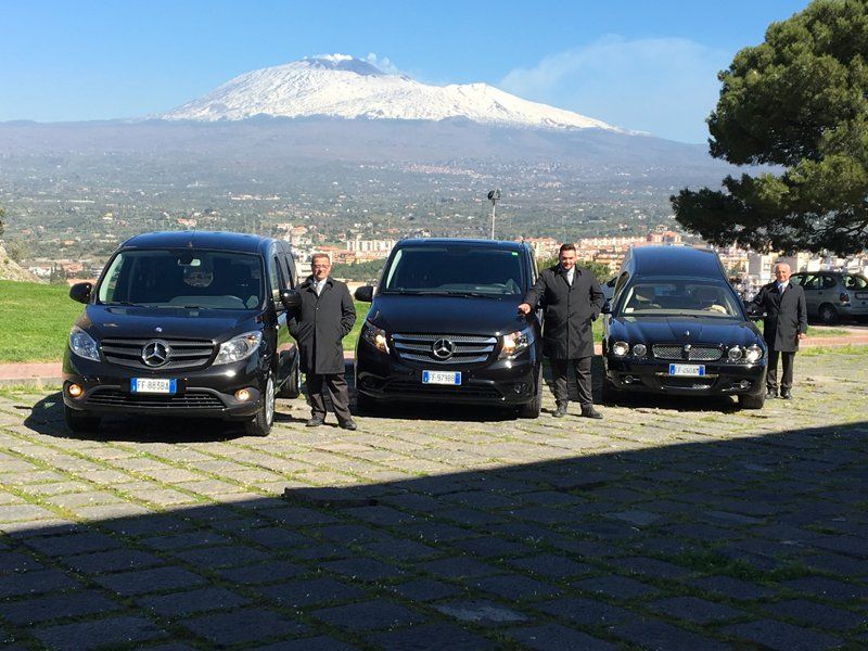 auto funebri nere