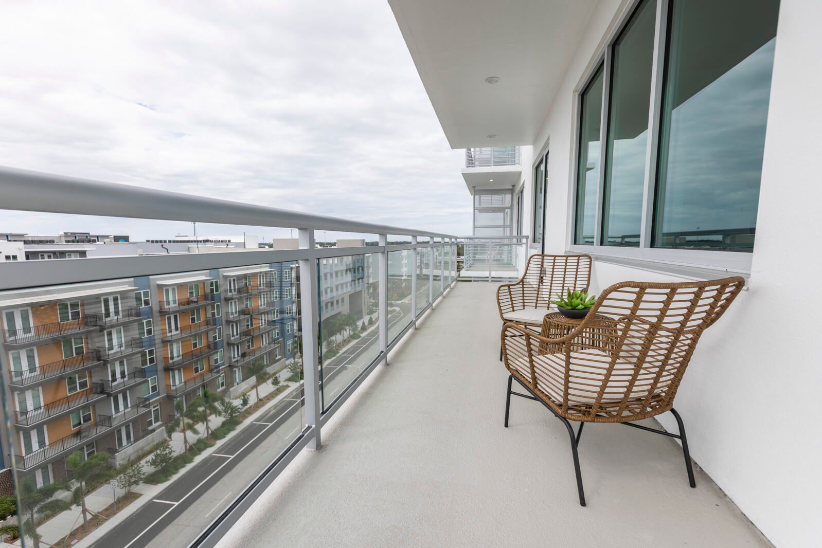 Apartment Outdoor Balcony at Vantage St. Pete