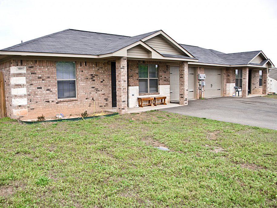 3 bedroom duplex exterior