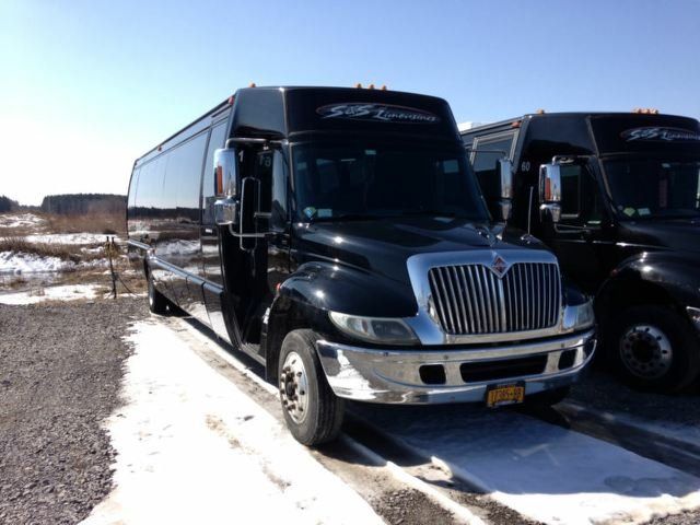 Austin Party Bus Rental up to 32 Passengers