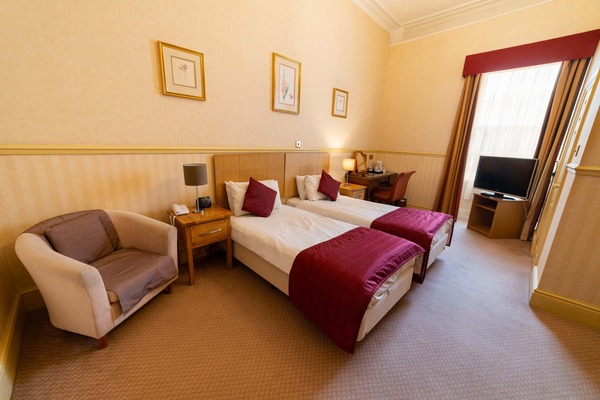 Twin Room at the Hotel Prince Regent in Weymouth