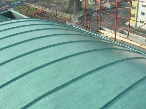 copertura centinata in alluminio Vestis verde con doppia aggraffatura