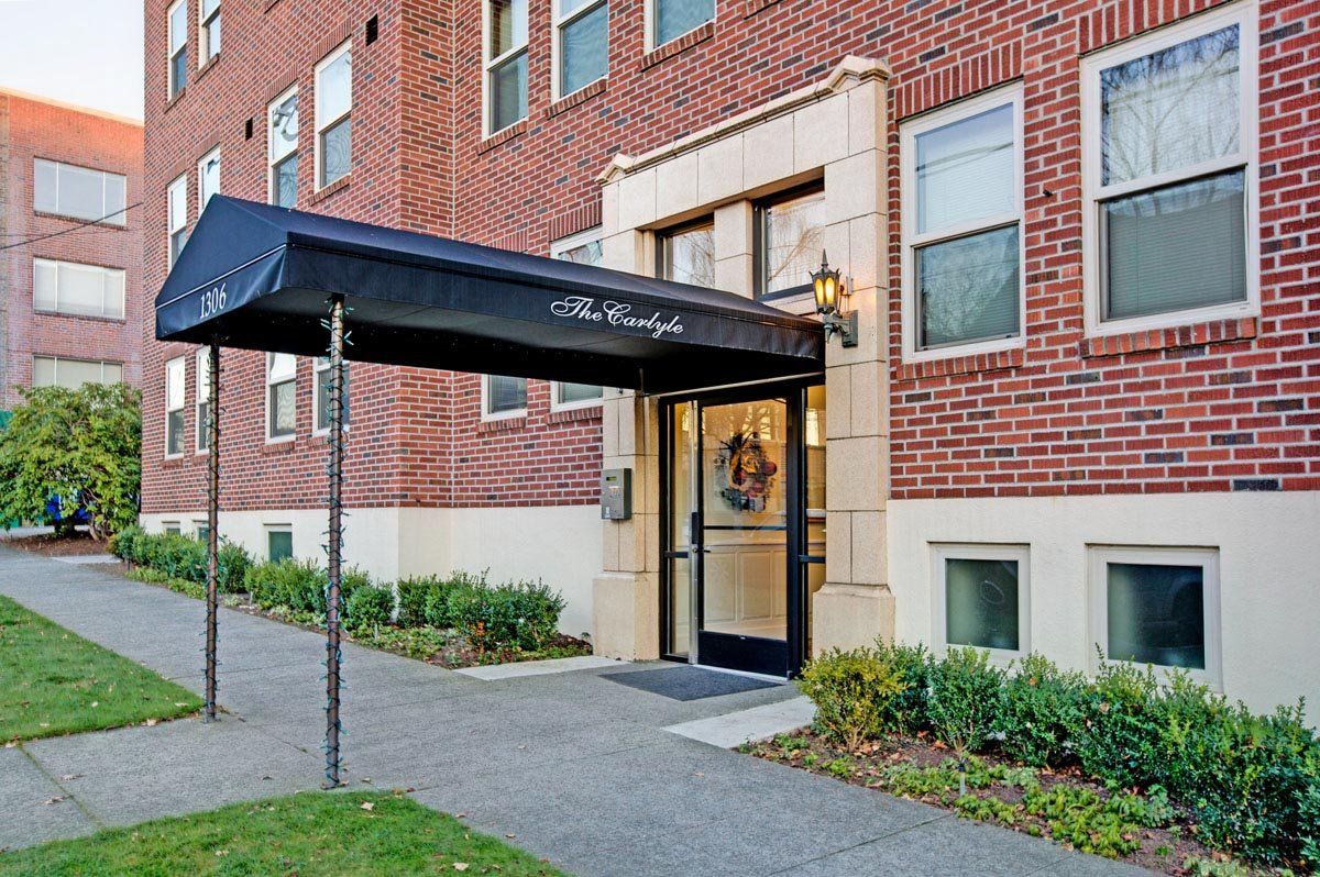 Exterior awning
