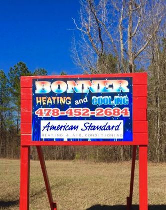 Woman contacts HVAC services experts in Milledgeville, GA