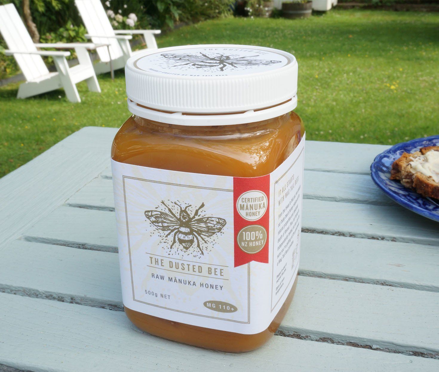 brand strategy for The dusted Bee-product packaging
