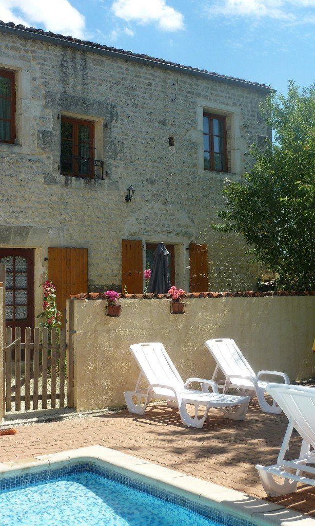 Cassiopee pol side cottage Les Vallaies