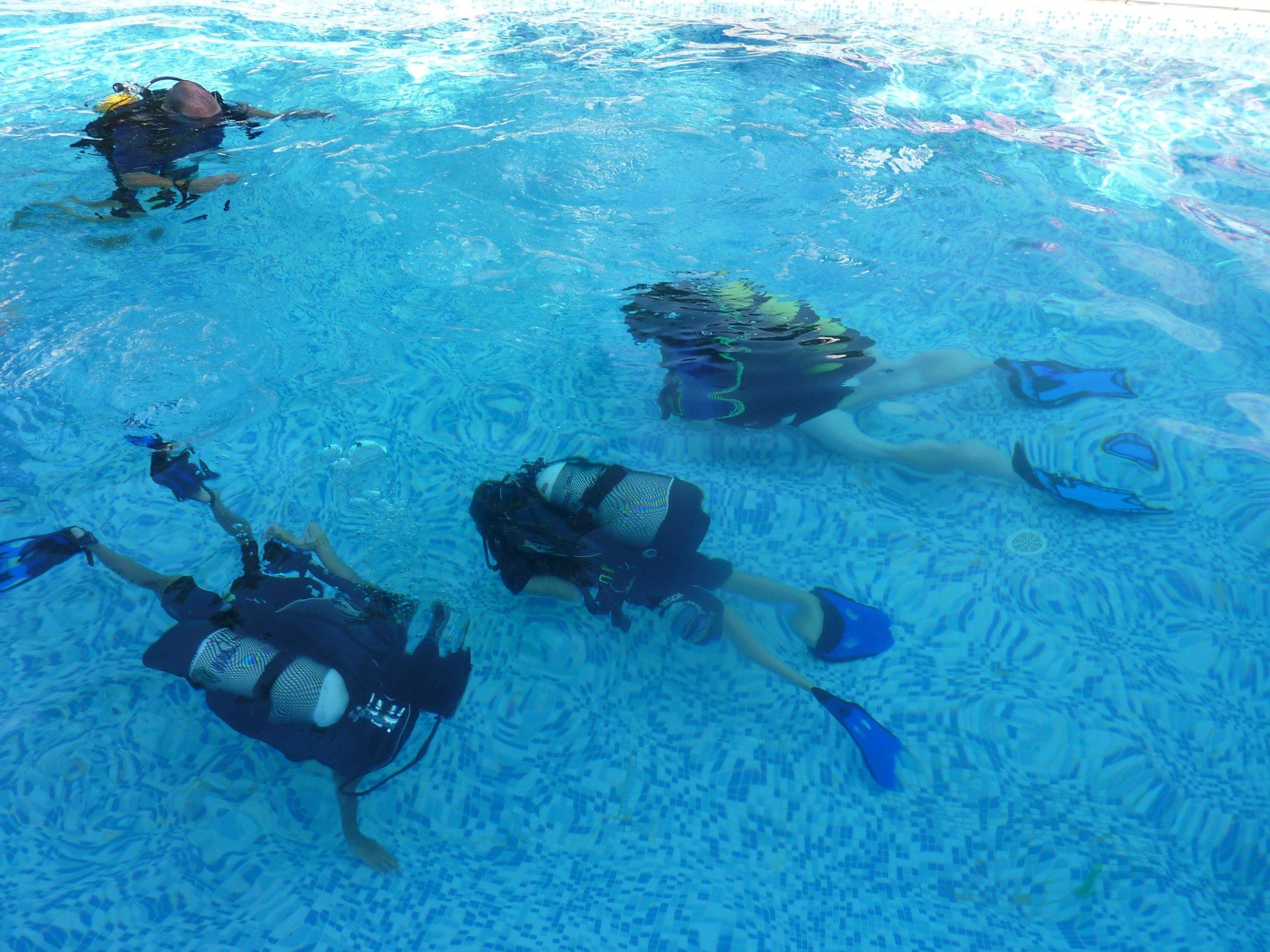 scuba diving  la grange du moulin child friendly gites
