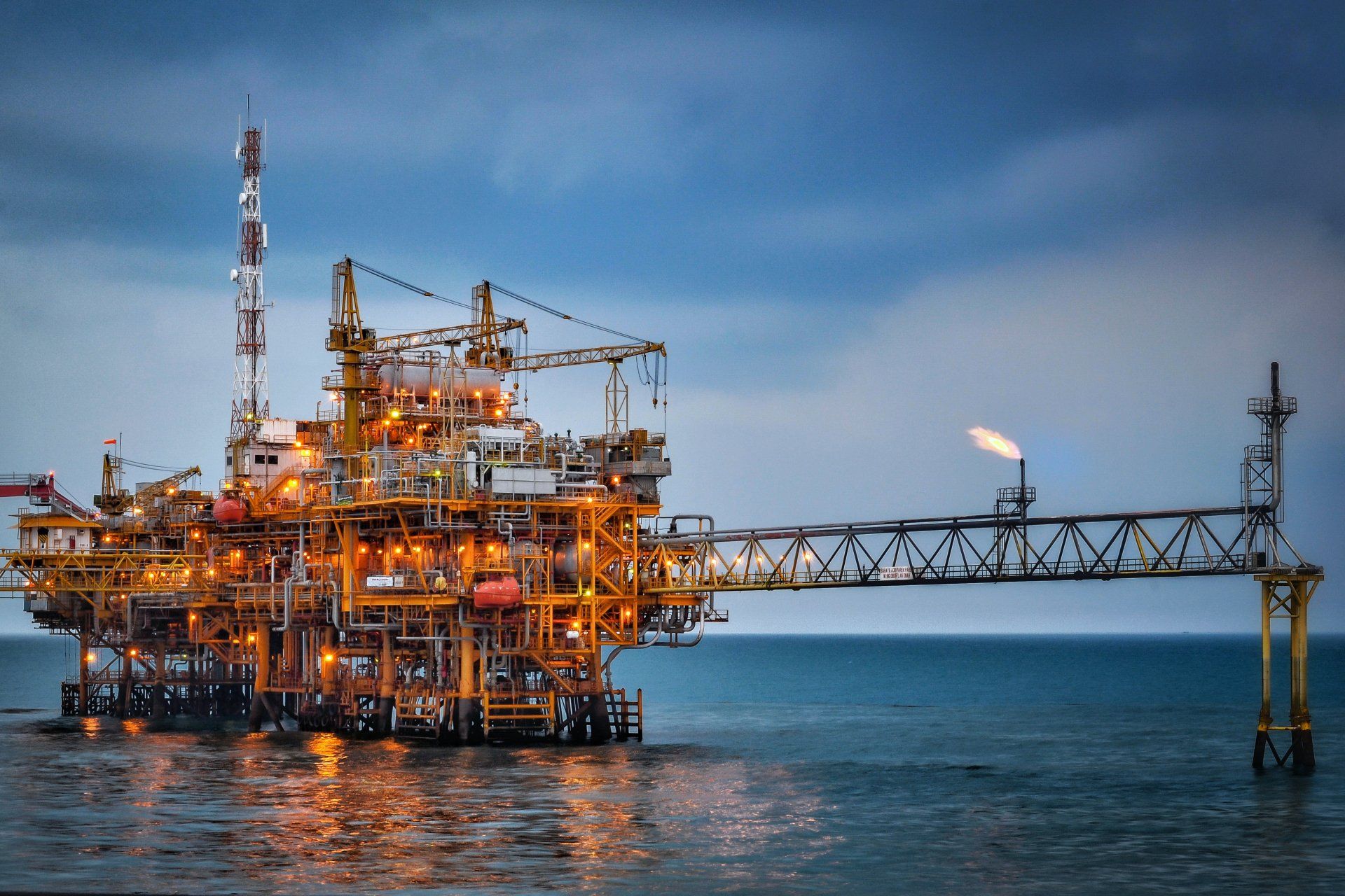 Marine scaffolding on an oil rig
