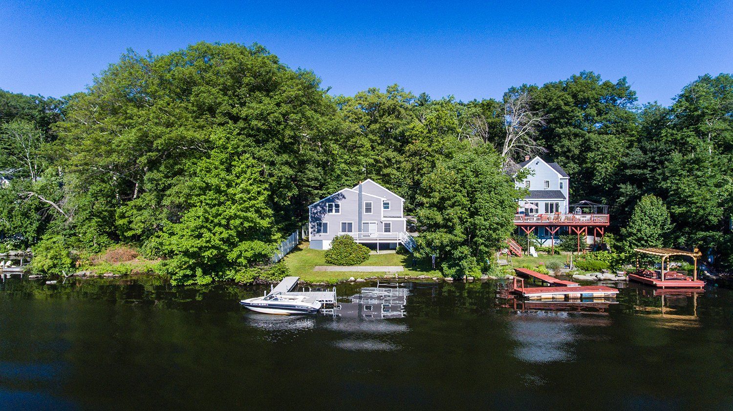 lake house real estate