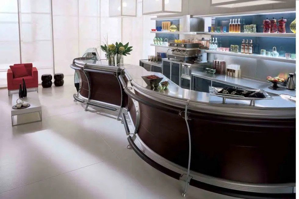 Arredamento per bar a Varese con BBC Interni