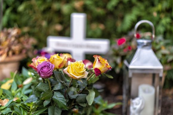 Accessori per la decorazione tombale