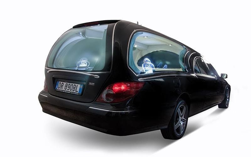 Auto per trasporto cassa funebre