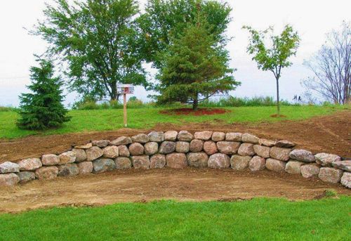 Landscaping experts arranged the right stone in order to create a unique garden-style in Warkworth property