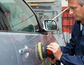 collision center amherst buffing car