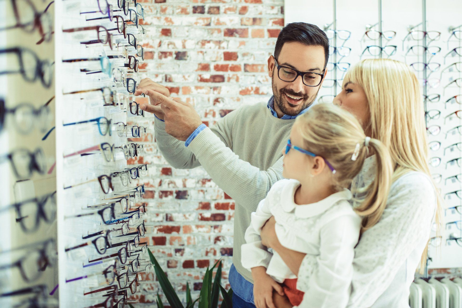 Progressive Lenses — Family Buying in Silver Springs, FL Progressive Lenses — Family Buying in Silver Springs, FL